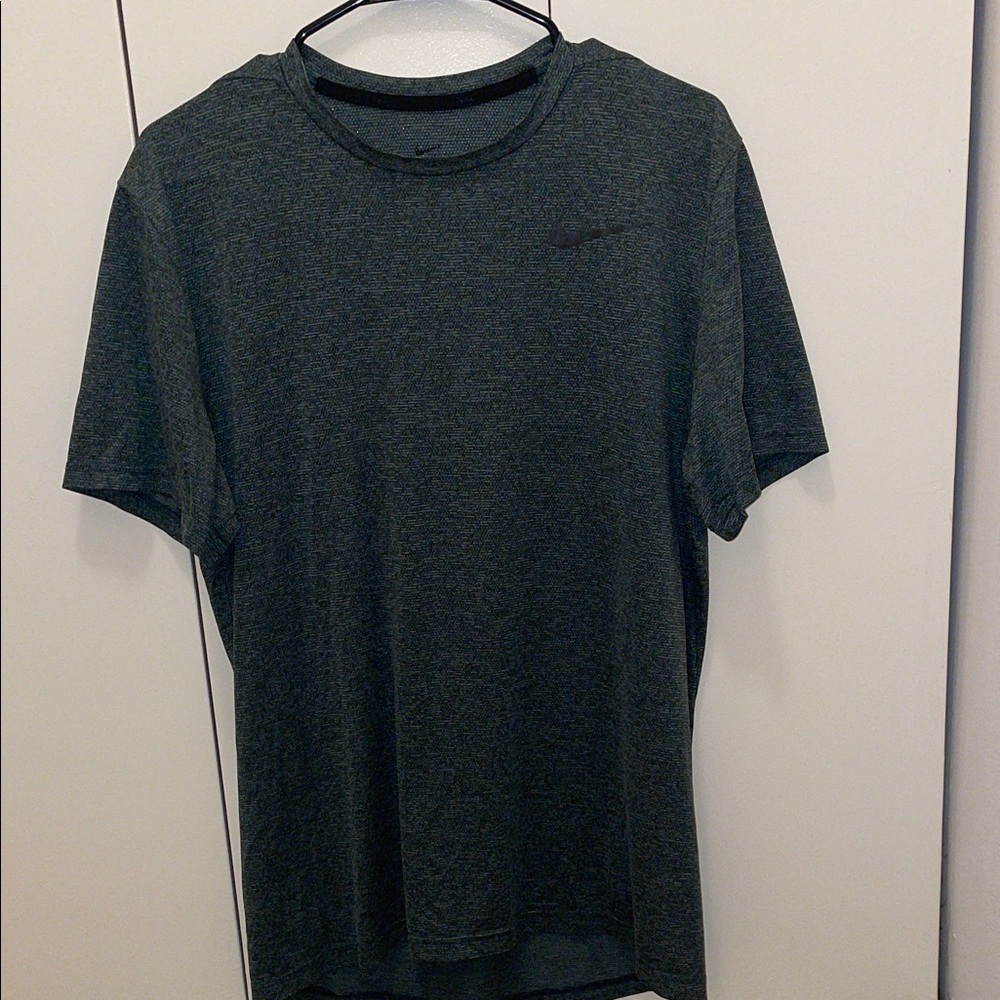 Nike Men's Mesh Workout T Shirt